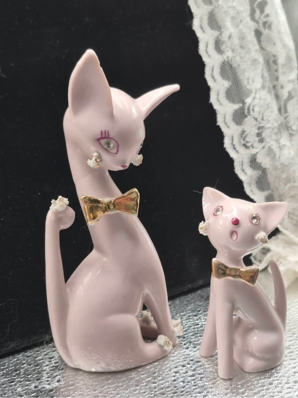 Retro MCM Vintage Kitschy Pink Cats - Spaghetti Cat & Kitten w/ Rhinestone Eyes